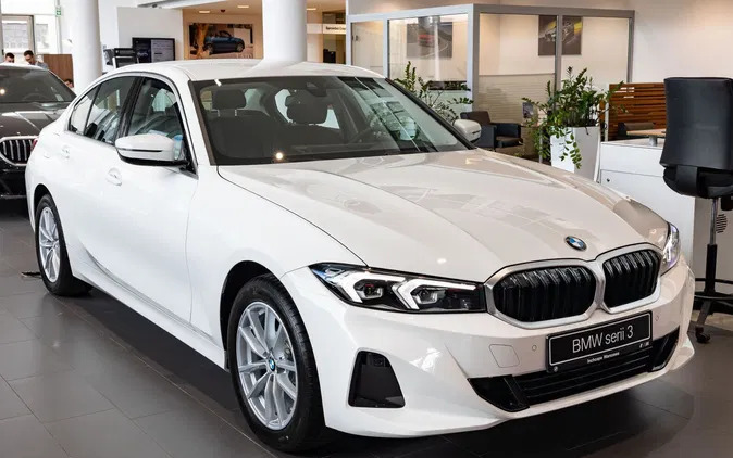 bmw mazowieckie BMW Seria 3 cena 217900 przebieg: 9, rok produkcji 2024 z Przedecz